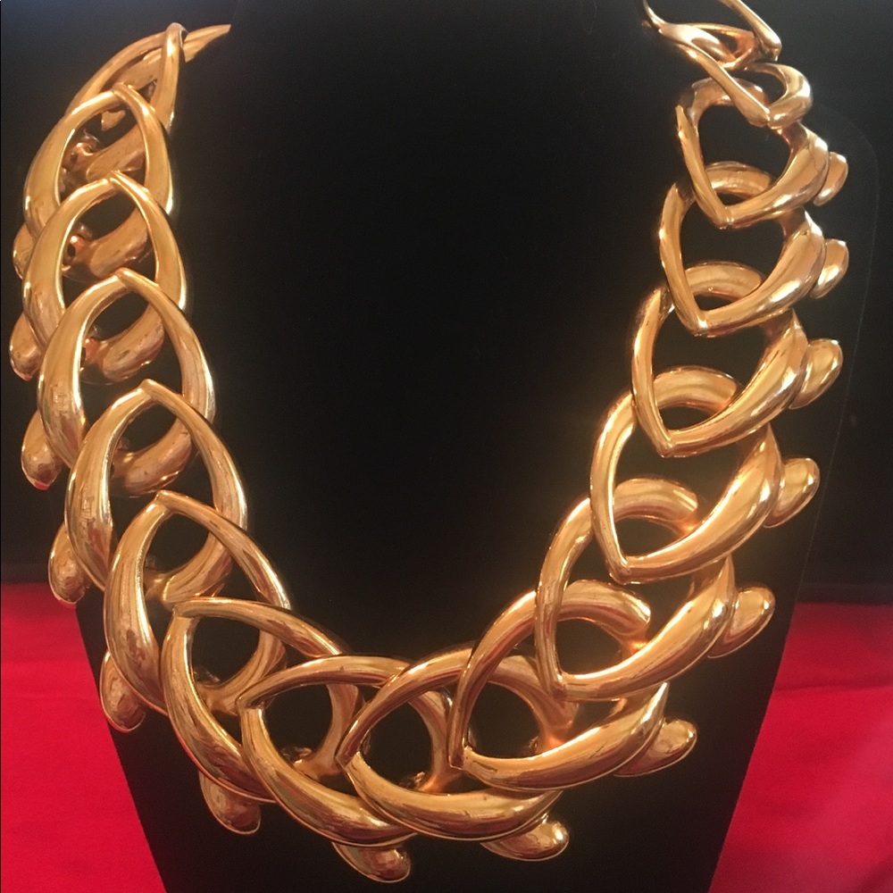 Oscar De La Renta Statement Necklace